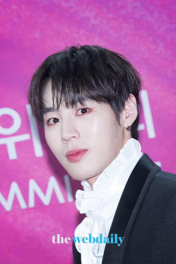 워너원(WannaOne) 하성운, ‘서울가요대상’레드카펫 행사