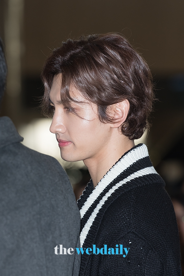 동방신기(TVXQ) 최강창민, 김포국제공항 출국 현장