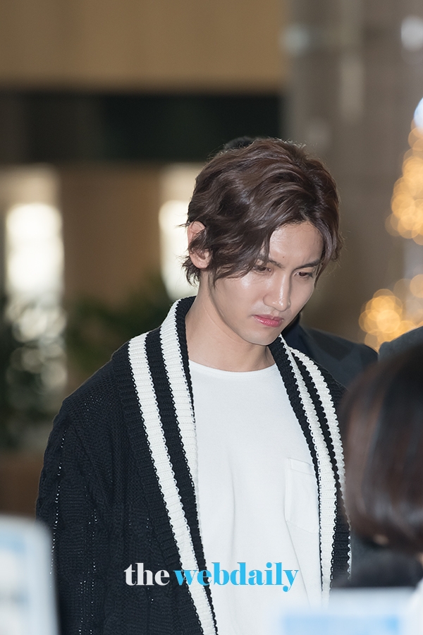동방신기(TVXQ) 최강창민, 김포국제공항 출국 현장