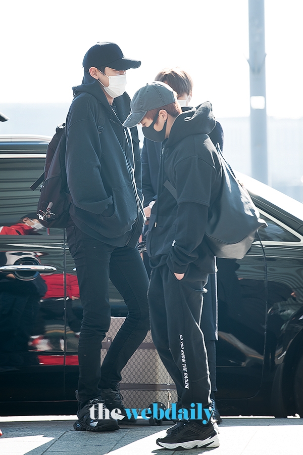 엑소(EXO) 찬열-시우민, 인천국제공항 출국 현장