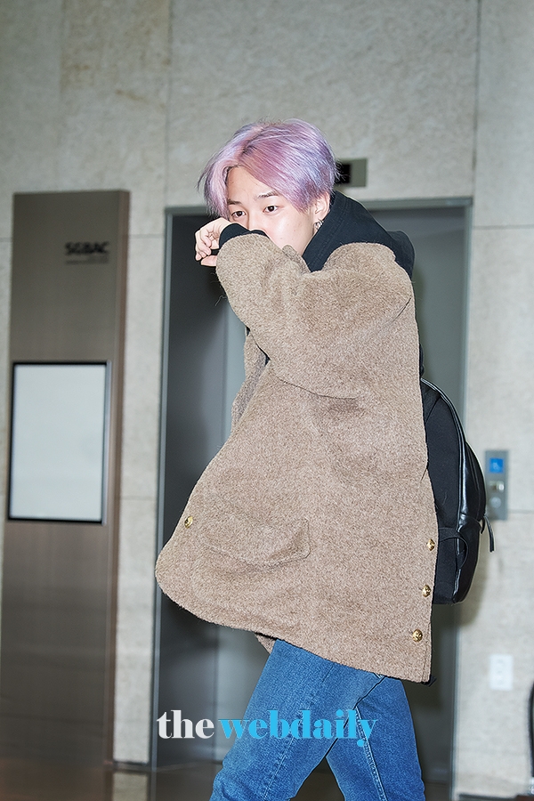 방탄소년단(BTS) 지민, 김포국제공항 출국 현장