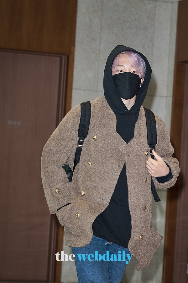 방탄소년단(BTS) 지민, 김포국제공항 전용기 청사 입국 현장