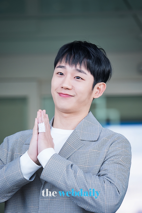정해인, 인천국제공항 출국 현장