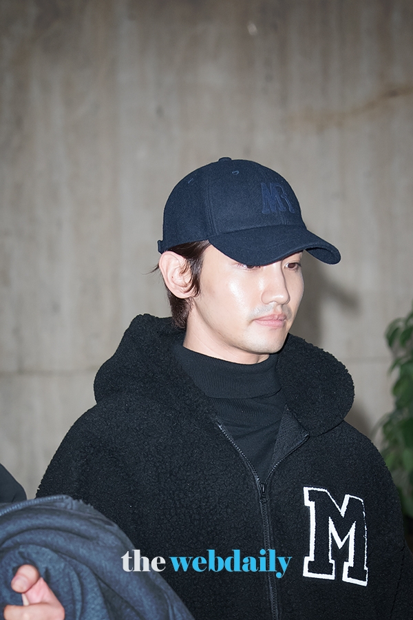 동방신기(TVXQ) 최강창민, 김포국제공항 입국 현장