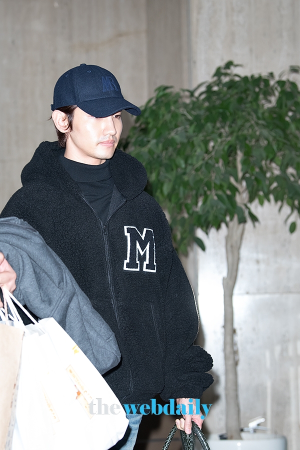 동방신기(TVXQ) 최강창민, 김포국제공항 입국 현장