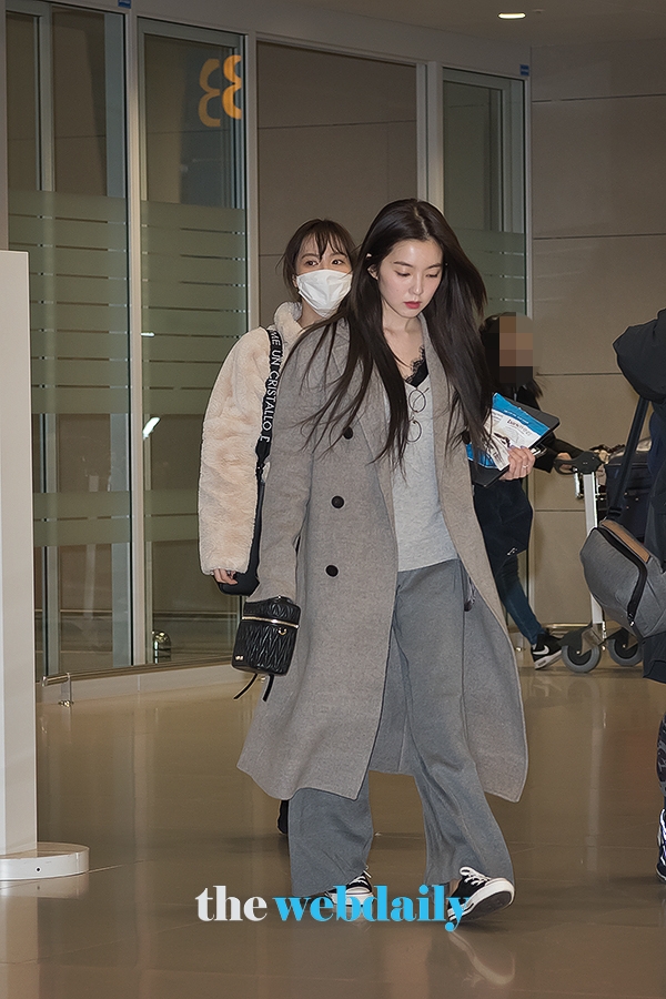 레드벨벳(RedVelvet) 웬디-아이린, 인천국제공항 입국 현장