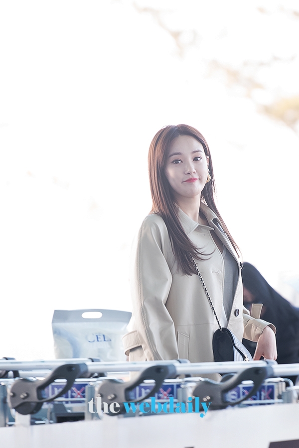 이주연, 인천국제공항 출국 현장