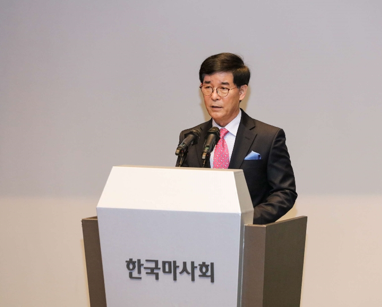한국마사회 김낙순 회장은 불법경마와의 전면전 선포 했다. (사진=마사회)
