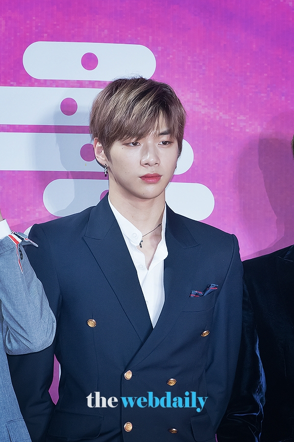 워너원(WannaOne) 강다니엘, ‘서울가요대상’레드카펫 행사