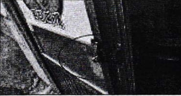 손괴된 출입문.(사진제공=부산지방경찰청)