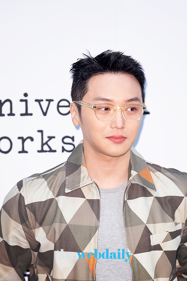 변요한, '유니버셜 웍스' 론칭 기념 포토 행사 현장