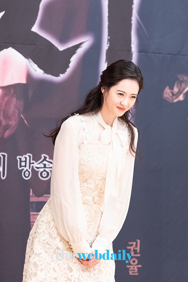고아라, SBS 새 월화드라마 ‘해치’ 제작발표회