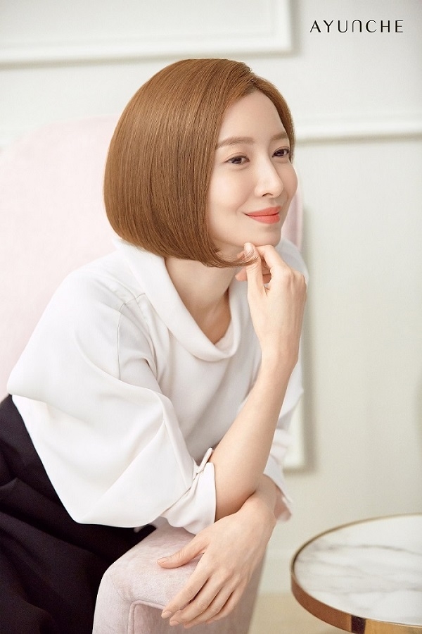 윤세아, 아윤채 화보 스케치컷 및 영상 공개