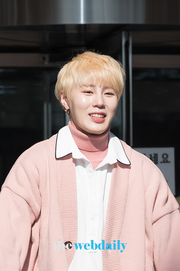 하성운, KBS2 '대국민 토크쇼 안녕하세요' 출근길 현장