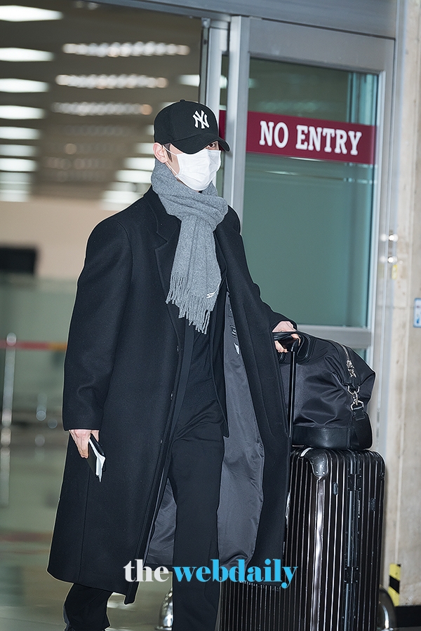 뉴이스트 황민현, 김포국제공항 입국 현장