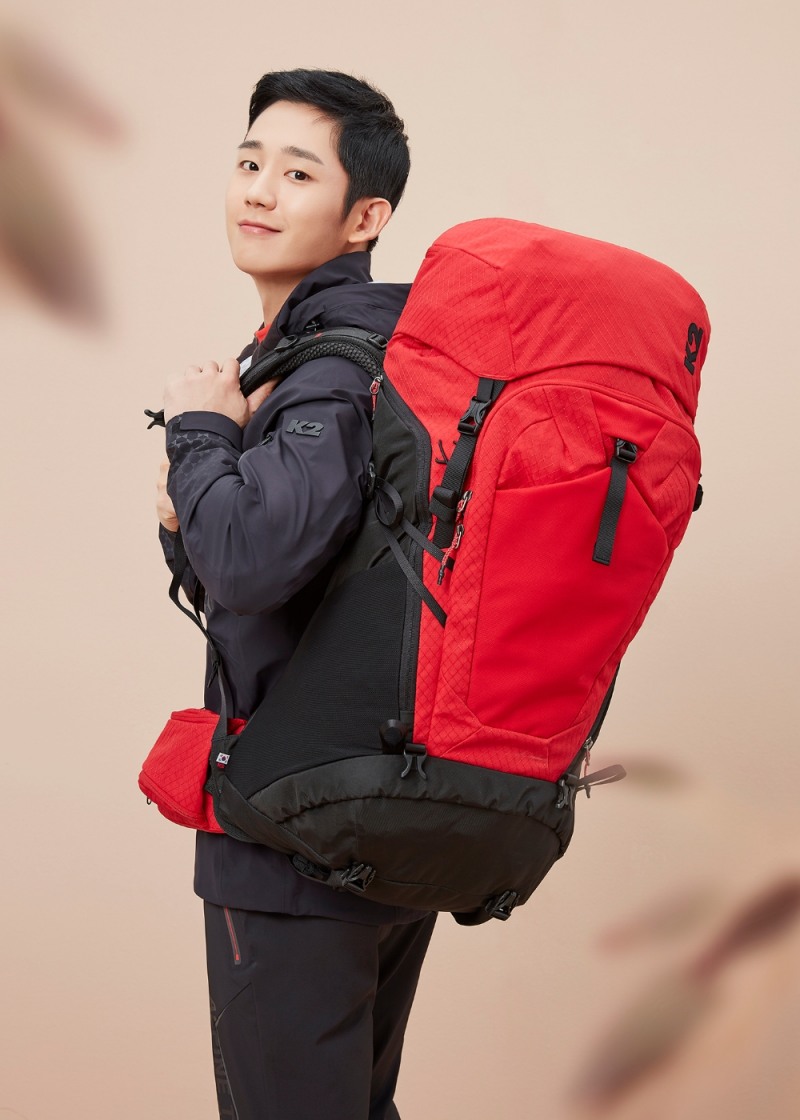 K2, 정해인과 함께 한 2019 봄·여름 화보 공개