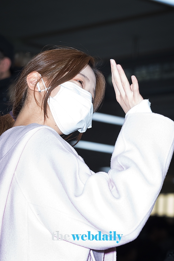 아이즈원(IZONE) 장원영, 김포국제공항 입국 현장