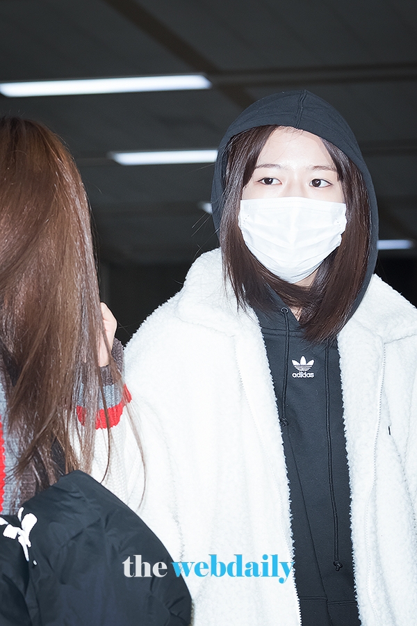 아이즈원(IZONE) 안유진, 김포국제공항 입국 현장