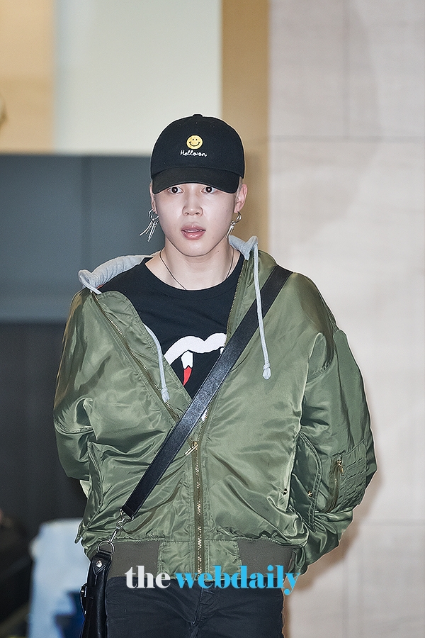 방탄소년단(BTS) 지민, 김포국제공항 전용기 청사 입국 현장