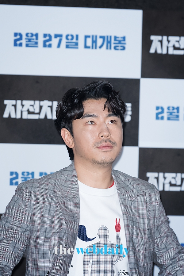 이시언, 영화 '자전차왕 엄복동' 언론시사회 현장