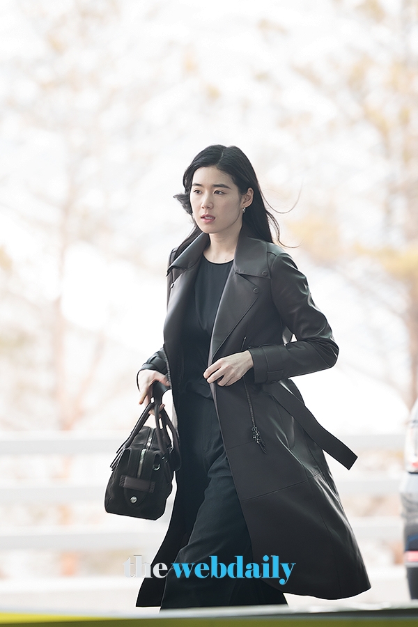 정은채, 인천국제공항 출국 현장