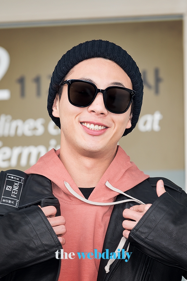 지수, 인천국제공항 출국 현장