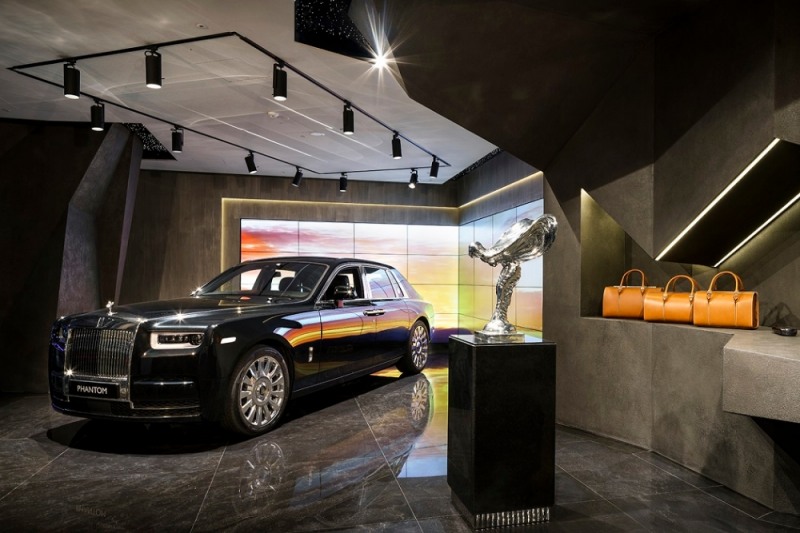 롤스로이스 모터카 서울 청담 부티크 1층 모습.(사진=롤스로이스 모터카)