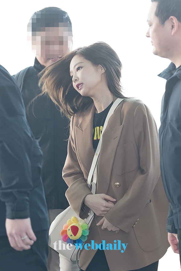 BLACKPINK(블랙핑크) 제니, 인천국제공항 출국 현장
