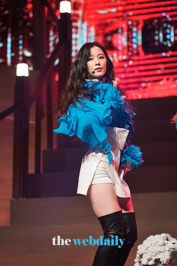 (여자)아이들 슈화, 두 번째 미니앨범 'I MADE'의 발매기념 쇼케이스 현장