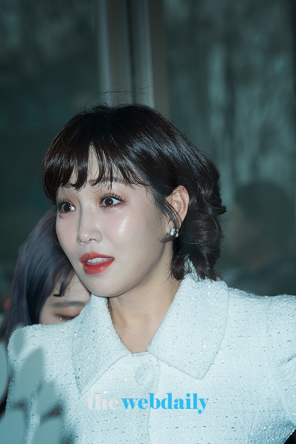 이유리, DPC 런칭 포토월 행사 현장