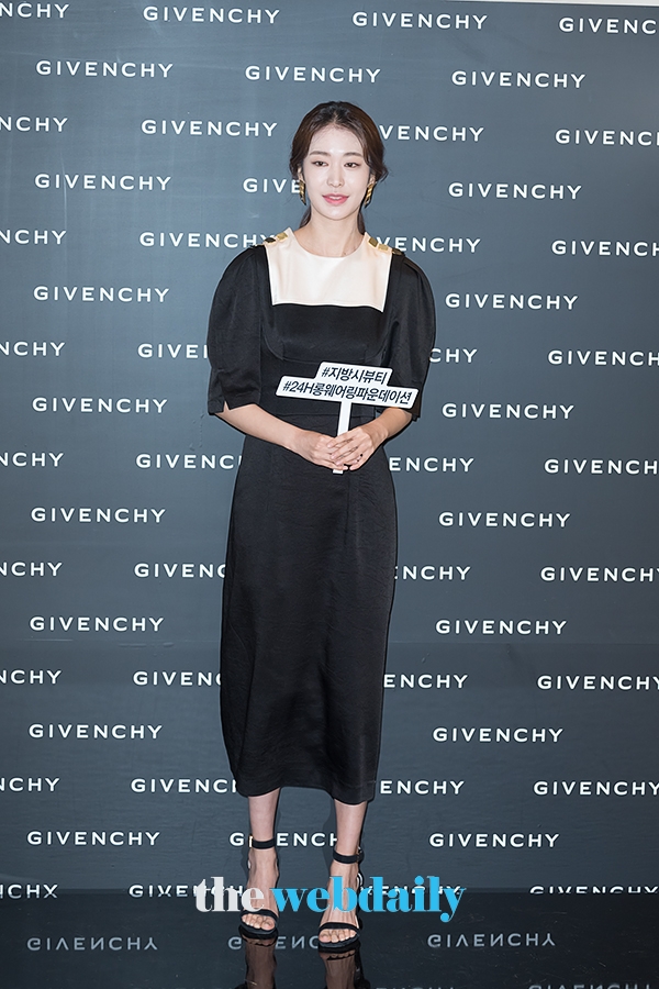 정유진, 지방시 땡 꾸뛰르 에버웨이 에디션 론칭 포토월 행사 현장