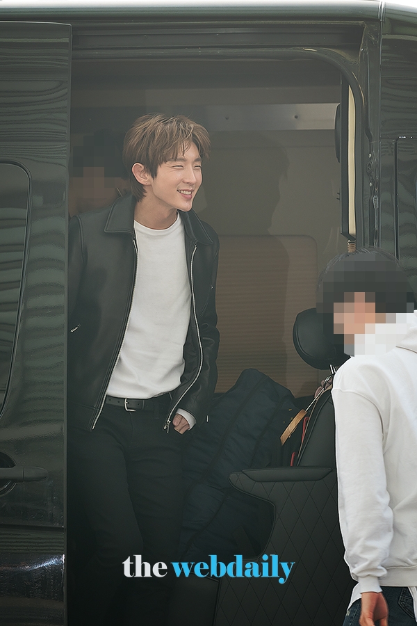 이준기, 인천국제공항 출국 현장