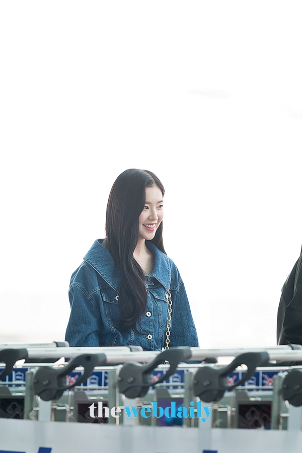 레드벨벳 아이린, 인천국제공항 출국 현장