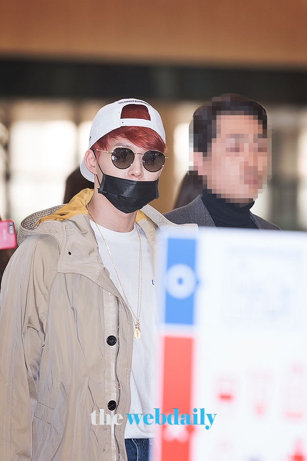 박유천, 김포국제공항 출국 현장