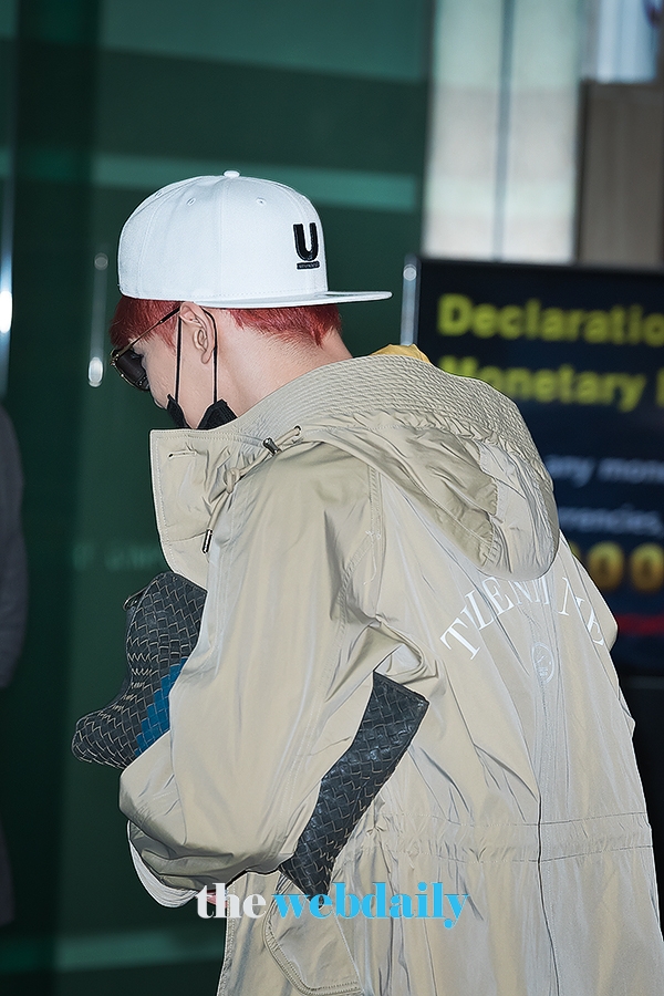 박유천, 김포국제공항 출국 현장