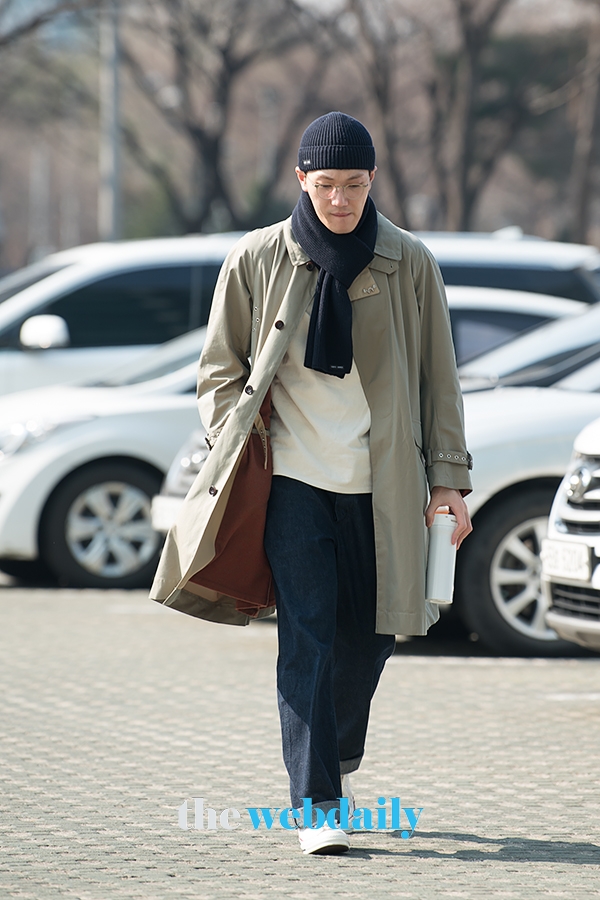 김필, SBS 라디오 두시탈출 컬투쇼' 출근길 현장