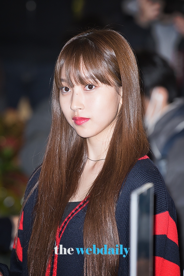 TWICE(트와이스) 미나, 김포국제공항 출국 현장
