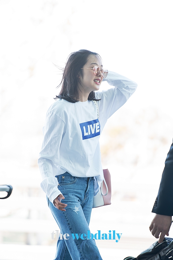 김보라, 인천국제공항 출국 현장