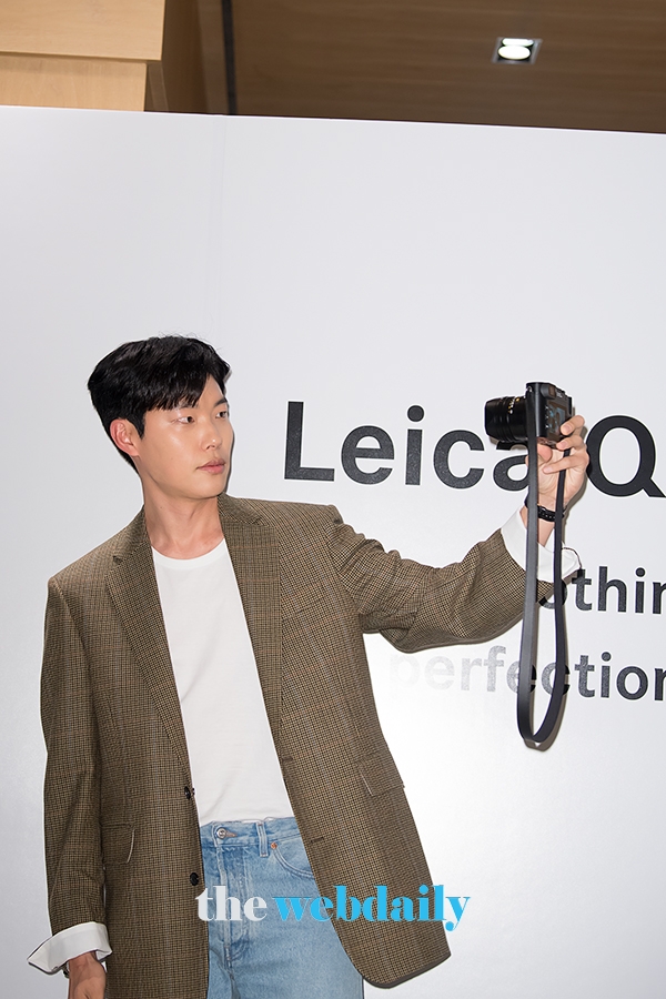 류준열, '라이카 Q2' 론칭 포토 행사