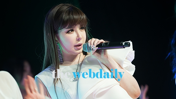 박봄, 싱글 앨범 ‘Spring(봄)’ 컴백 쇼케이스