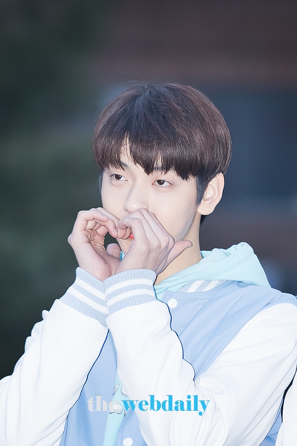 TXT 수빈, KBS 2TV 음악방송 '뮤직뱅크' 출근길