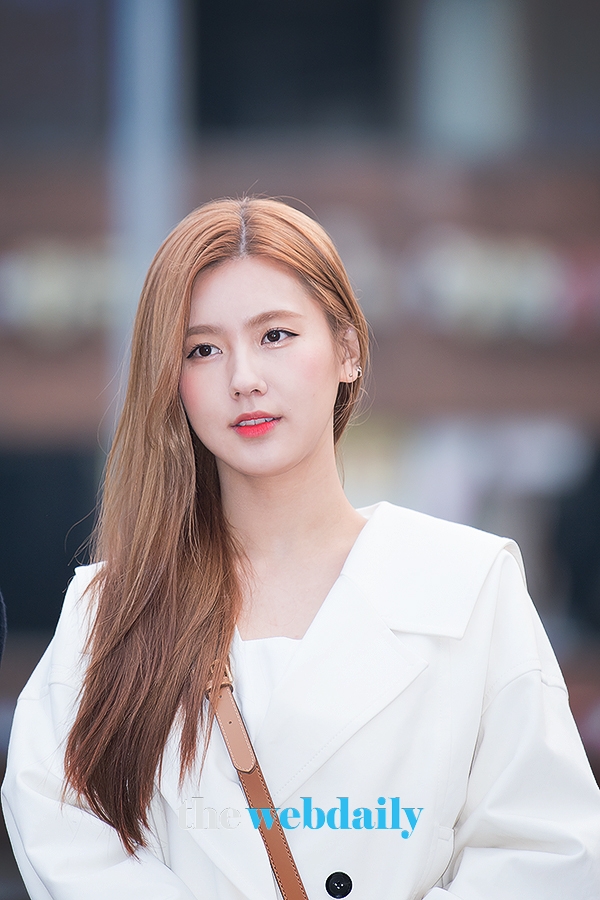 (여자)아이들 미연, KBS 2TV 음악방송 '뮤직뱅크' 출근길