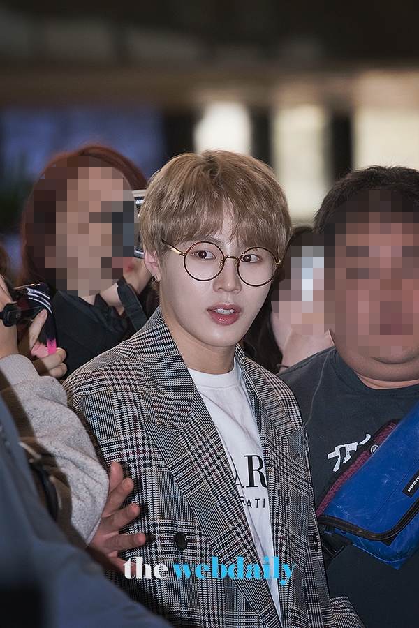 하성운, 김포국제공항 출국 현장