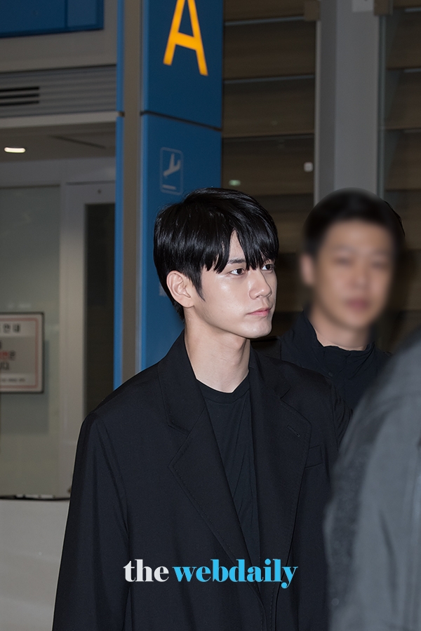 옹성우, 인천국제공항 입국 현장