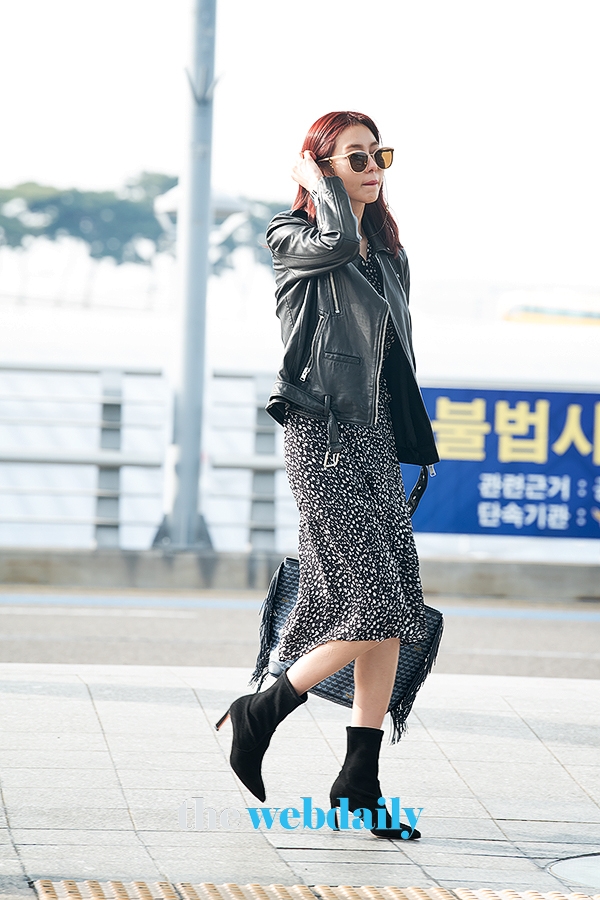 유이, 인천국제공항 출국 현장