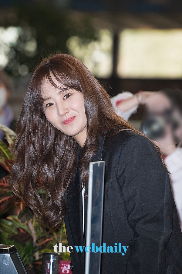 소녀시대 유리, 김포국제공항 출국 현장