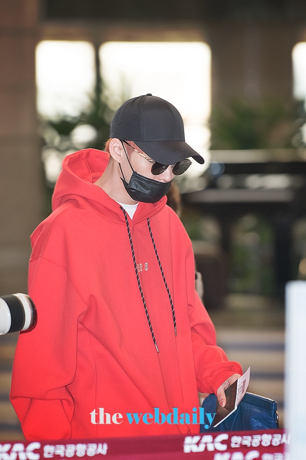 박유천, 김포국제공항 출국 현장