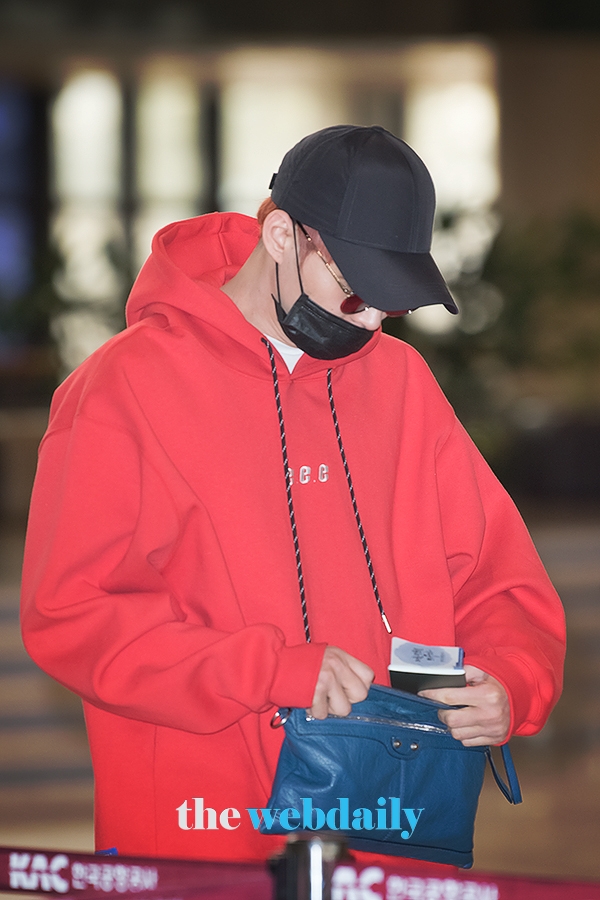 박유천, 김포국제공항 출국 현장