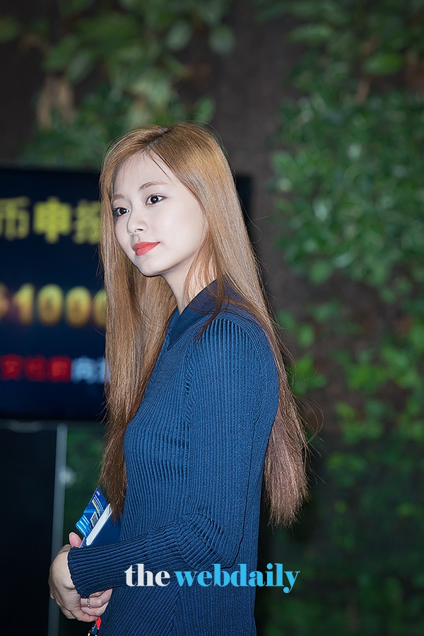 TWICE (트와이스) 쯔위, 김포국제공항 출국 현장