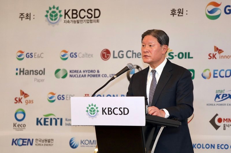 제13회 ‘KBCSD 언론상 시상식’에서 허명수 회장이 환영사를 하고 있다.(사진=GS건설)